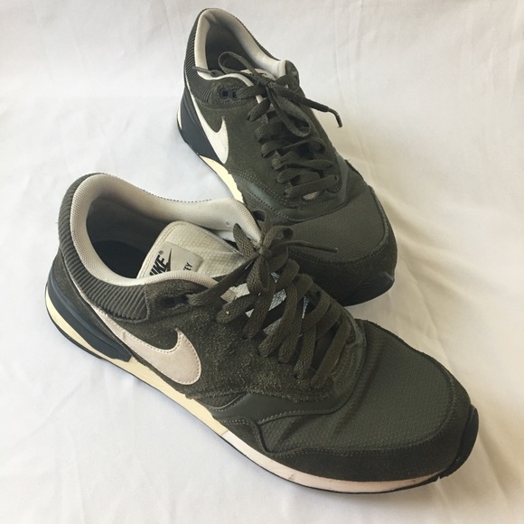 Nike Air Odyssey Men’s Shoes Sz11 - Picture 2 of 14